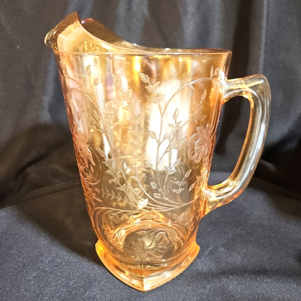 JEANETTE GLASS~1950’s MCM~MARIGOLD~IRIDESCENT FLORAGOLD/LOUISA~ETCH PITCHER